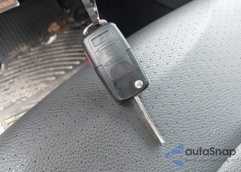 2007 Volkswagen Jetta Wolfsburg Edition from USA, damaged, VIN 3VWEF71K57M194879